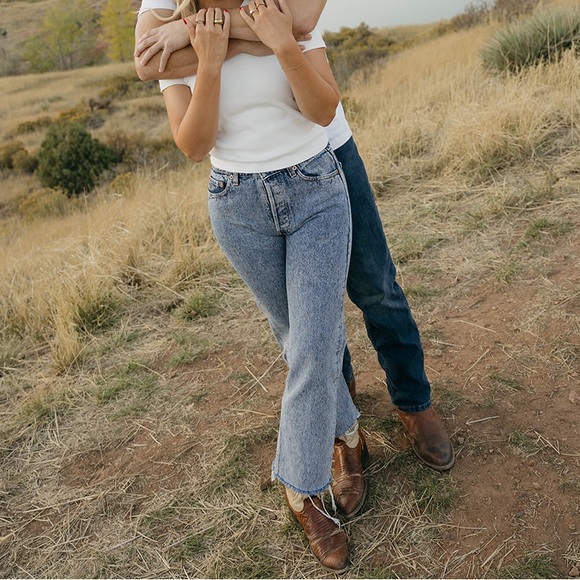 Size 26 Levi’s 501s Dark Wash Raw Hem - Picture 2 of 8